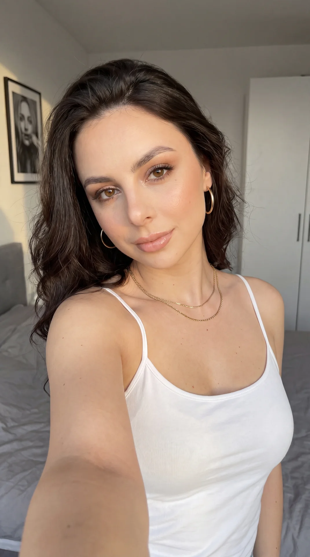 Raw candid smartphone selfie, hyper-realistic, amateur mobile photography, indistinguishable from a real life photo, extremely detailed, true-to-life skin texture, natural pores, unedited look. Vertical framing, tight close-up front-facing camera selfie s