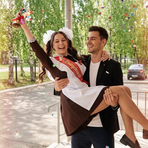 В ритме confetti