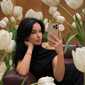 Белые тюльпаны