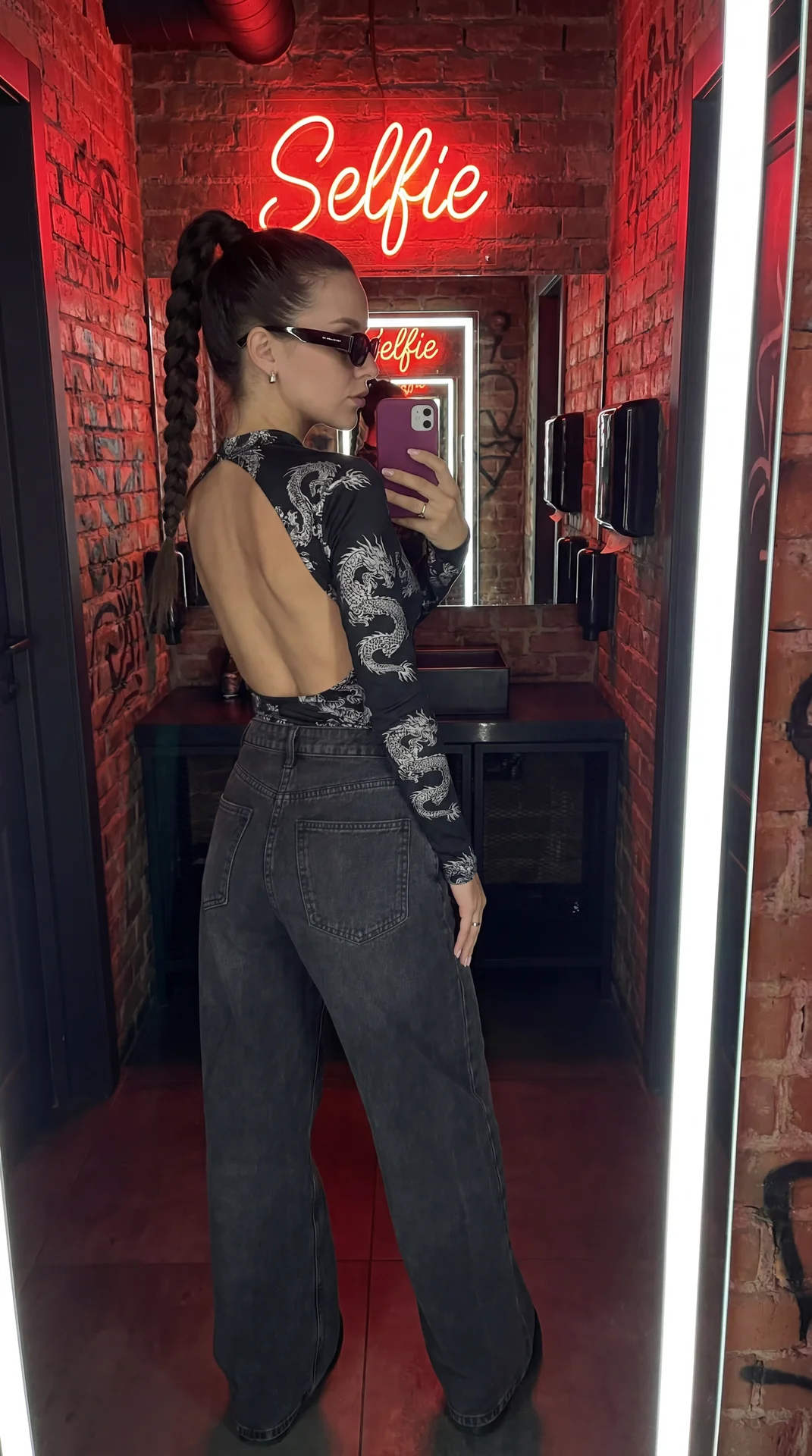IMPORTANT: use reference image as STRICT composition, crop, pose and styling reference. Preserve exact over-the-shoulder mirror pose, body angle, silhouette and framing. No AI-face, no beautification distortion, no plastic skin.

((ultra realistic editori