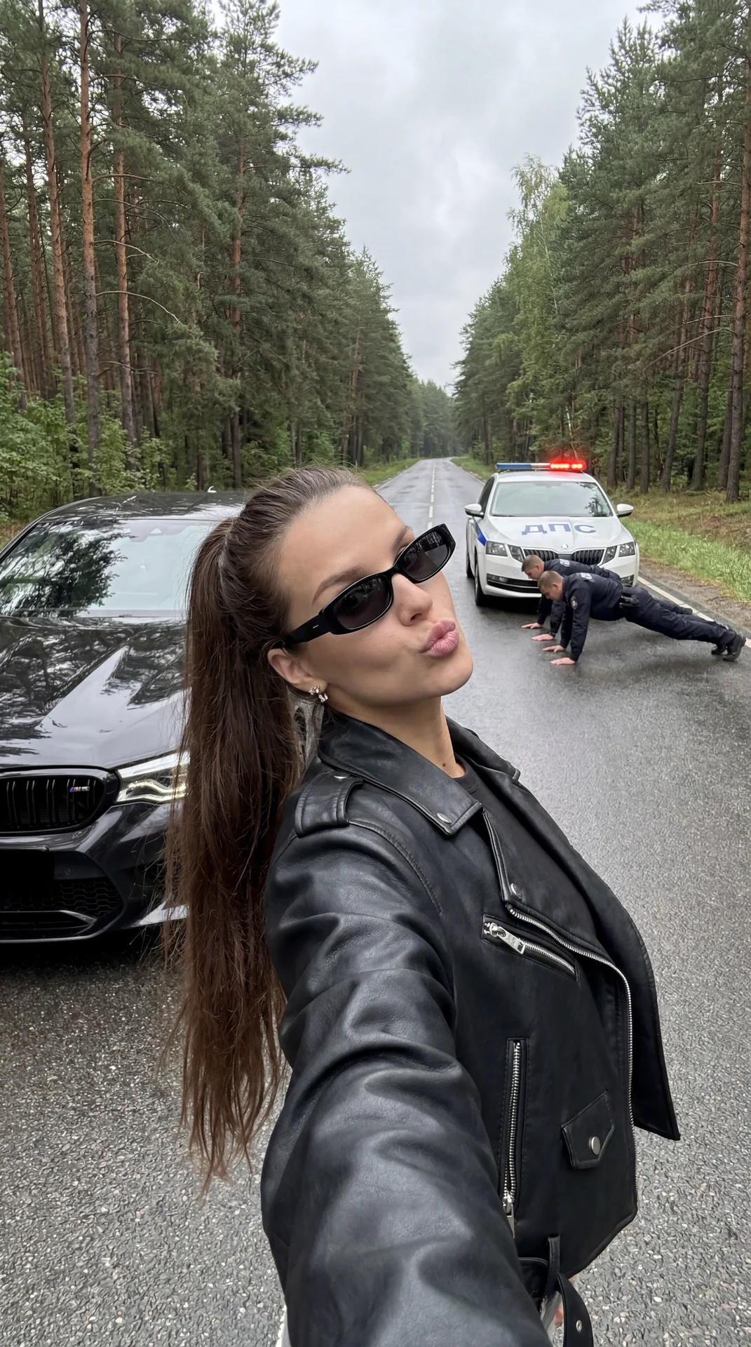 Отжимания на трассе
