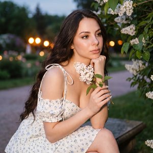 Белая сирень и я